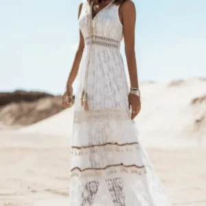Abito Bianco Boho Chic in Pizzo